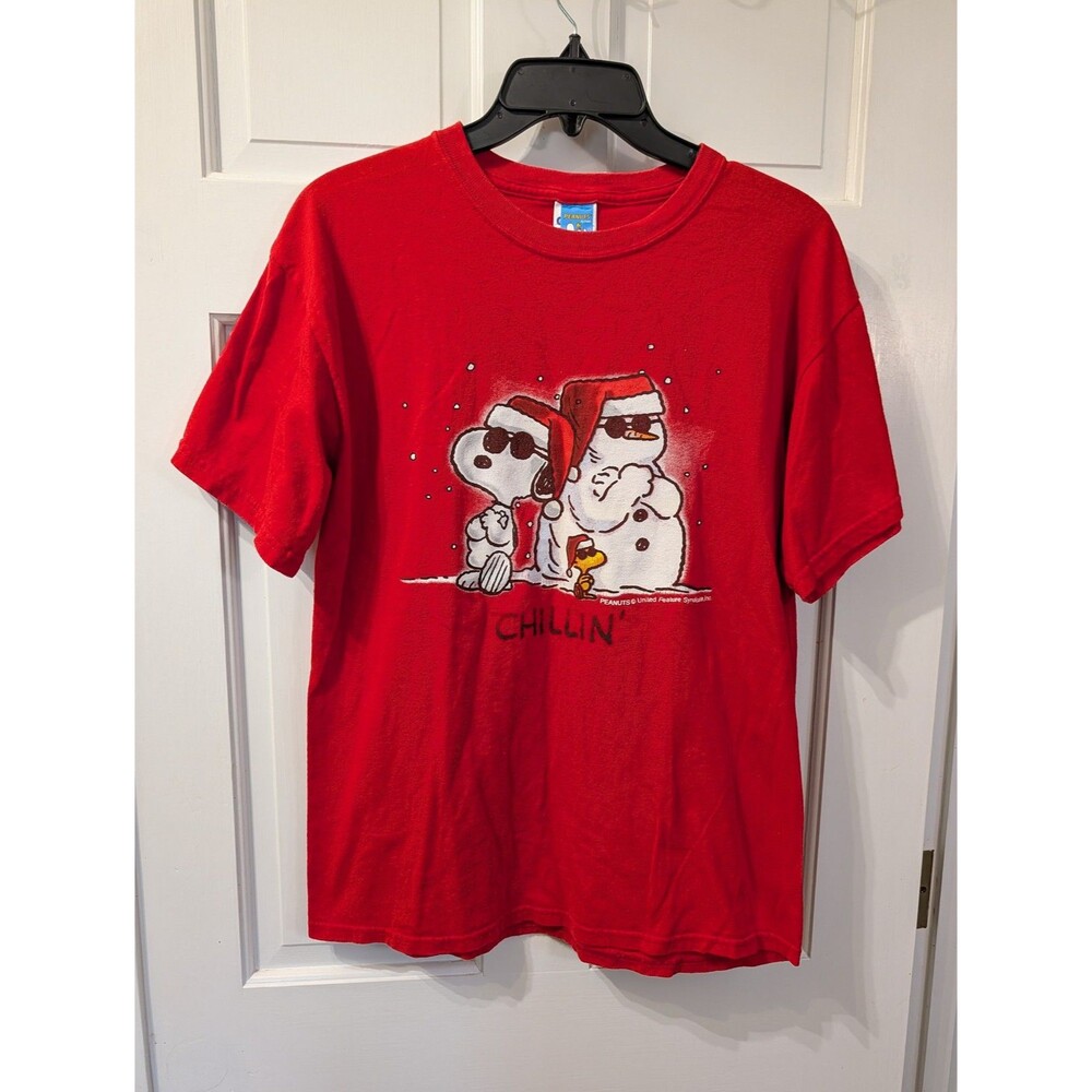 Peanuts Snoopy Woodstock Chillin Snowman Christmas T-Shirt Mens Medium Red